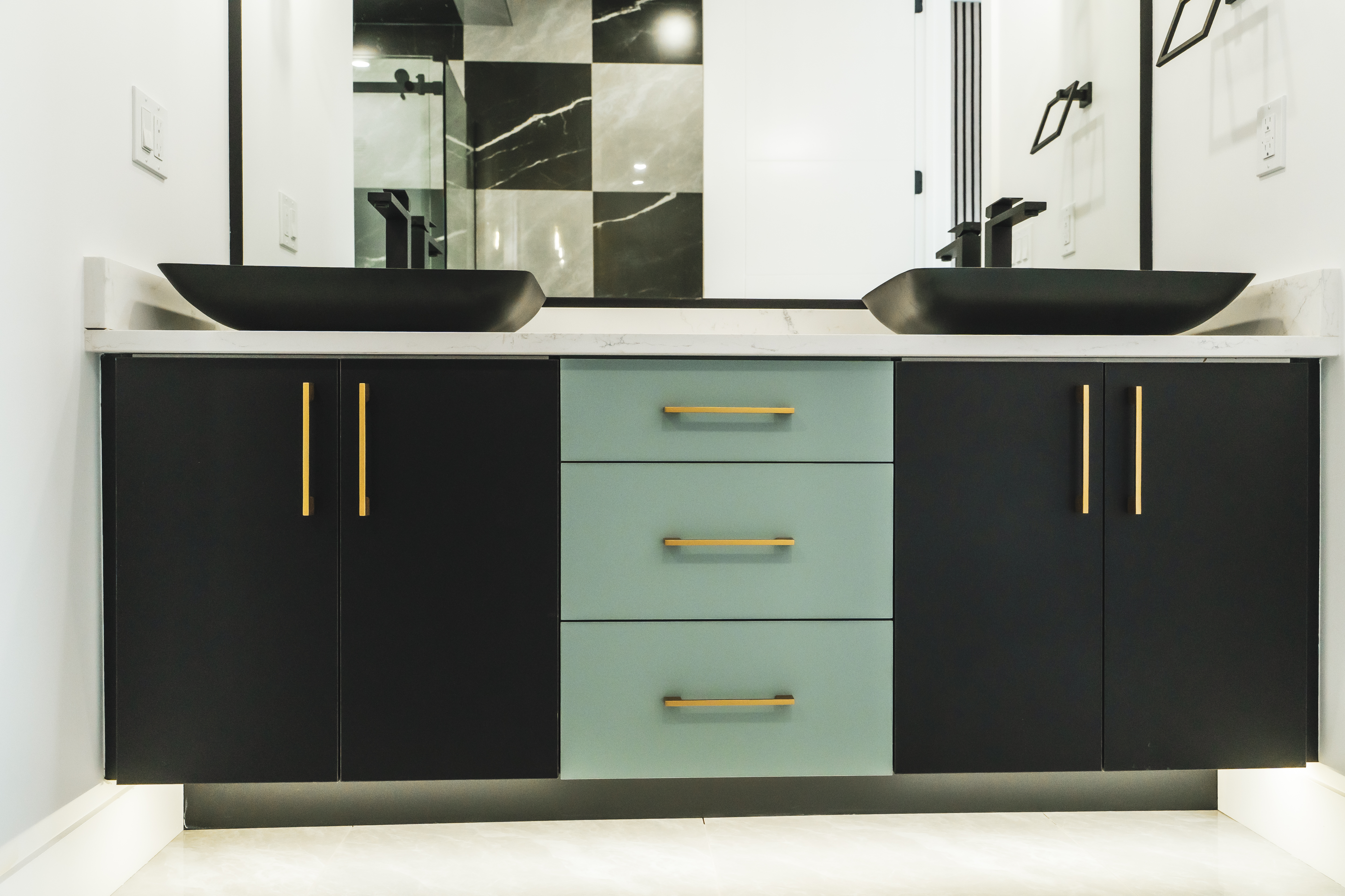 Contemporary vanity design – ACE Custom Cabinets