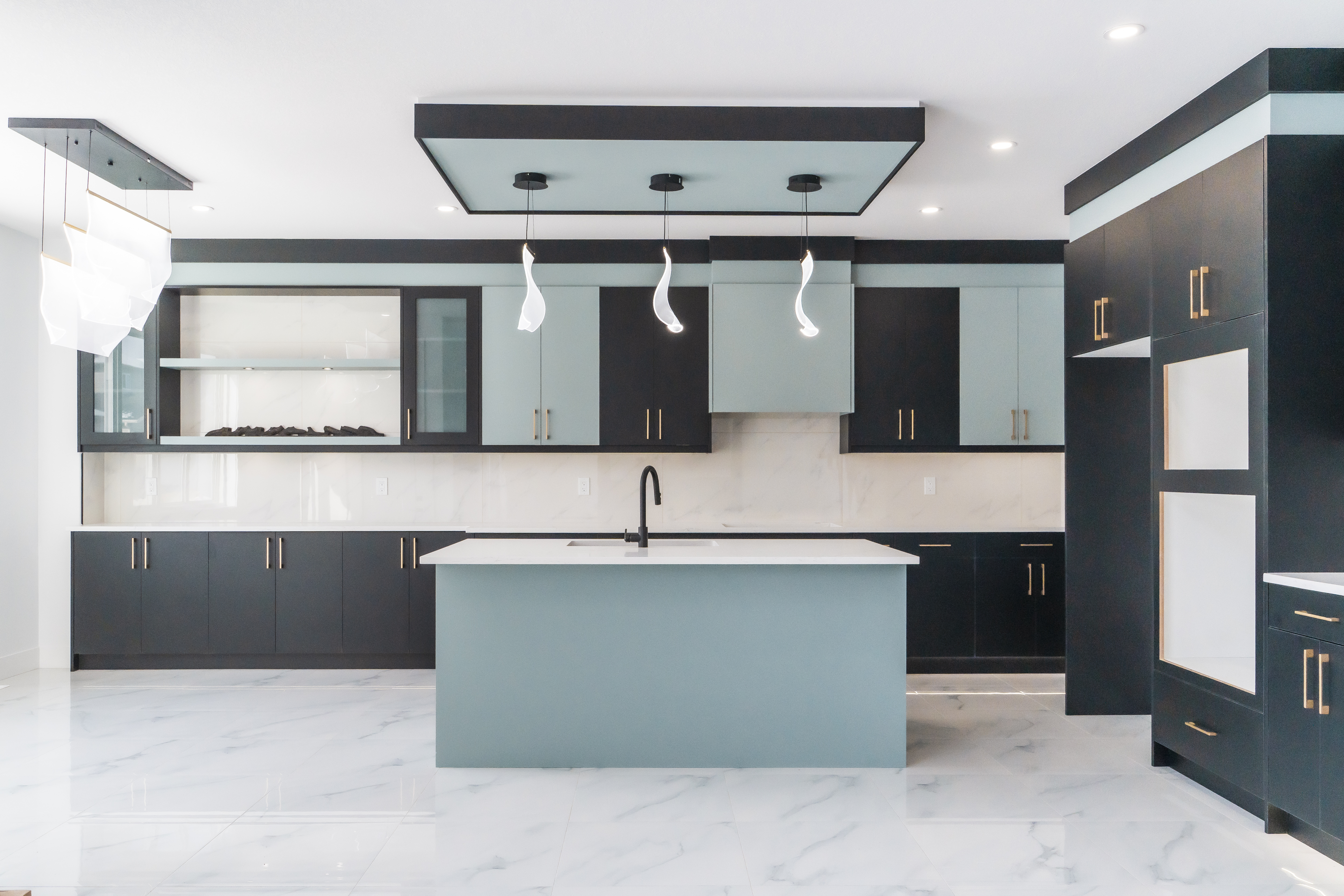Custom kitchen with modern finishes – ACE Custom Cabinets